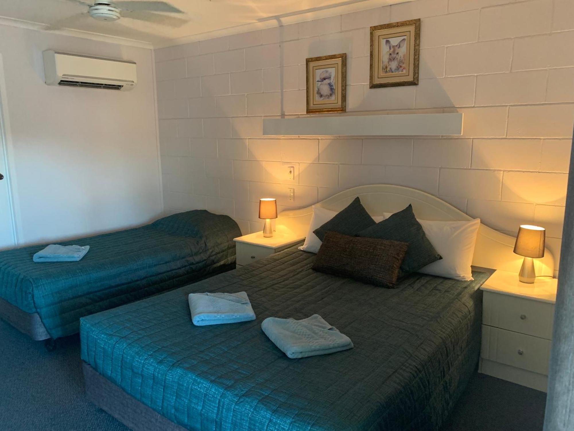 Warrego Motel Charleville Buitenkant foto