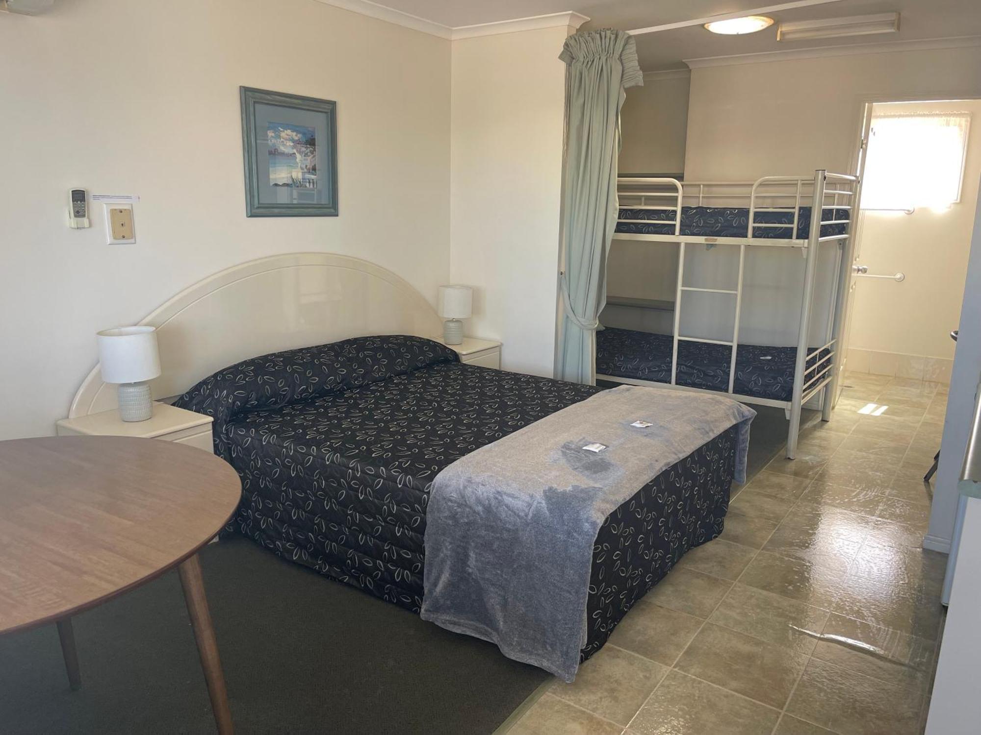 Warrego Motel Charleville Buitenkant foto