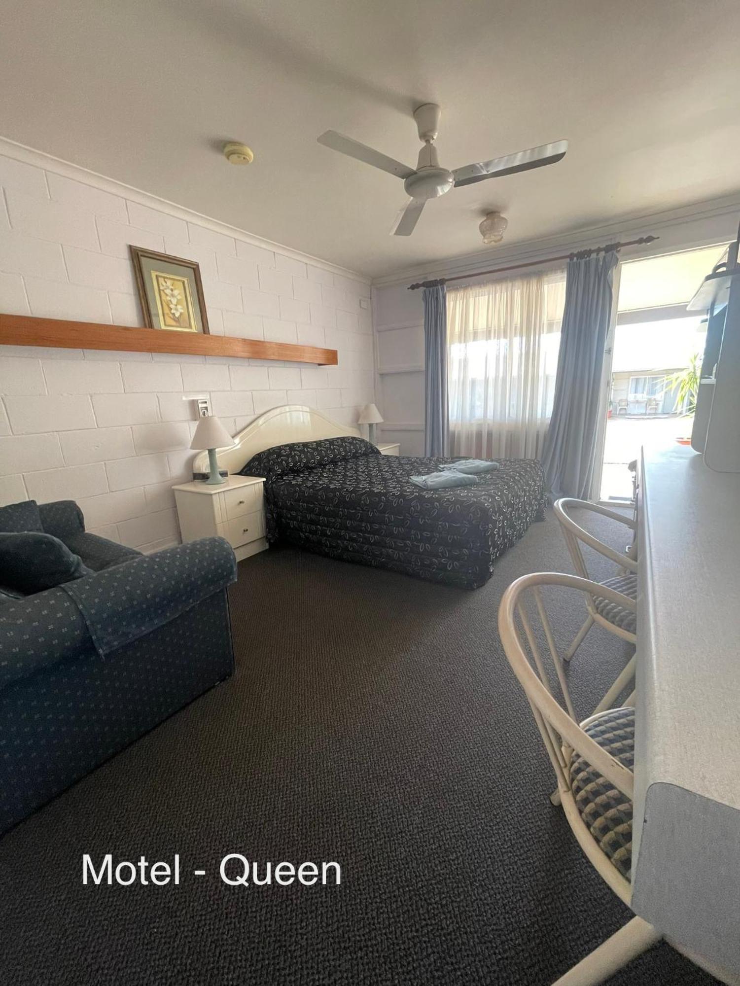 Warrego Motel Charleville Buitenkant foto