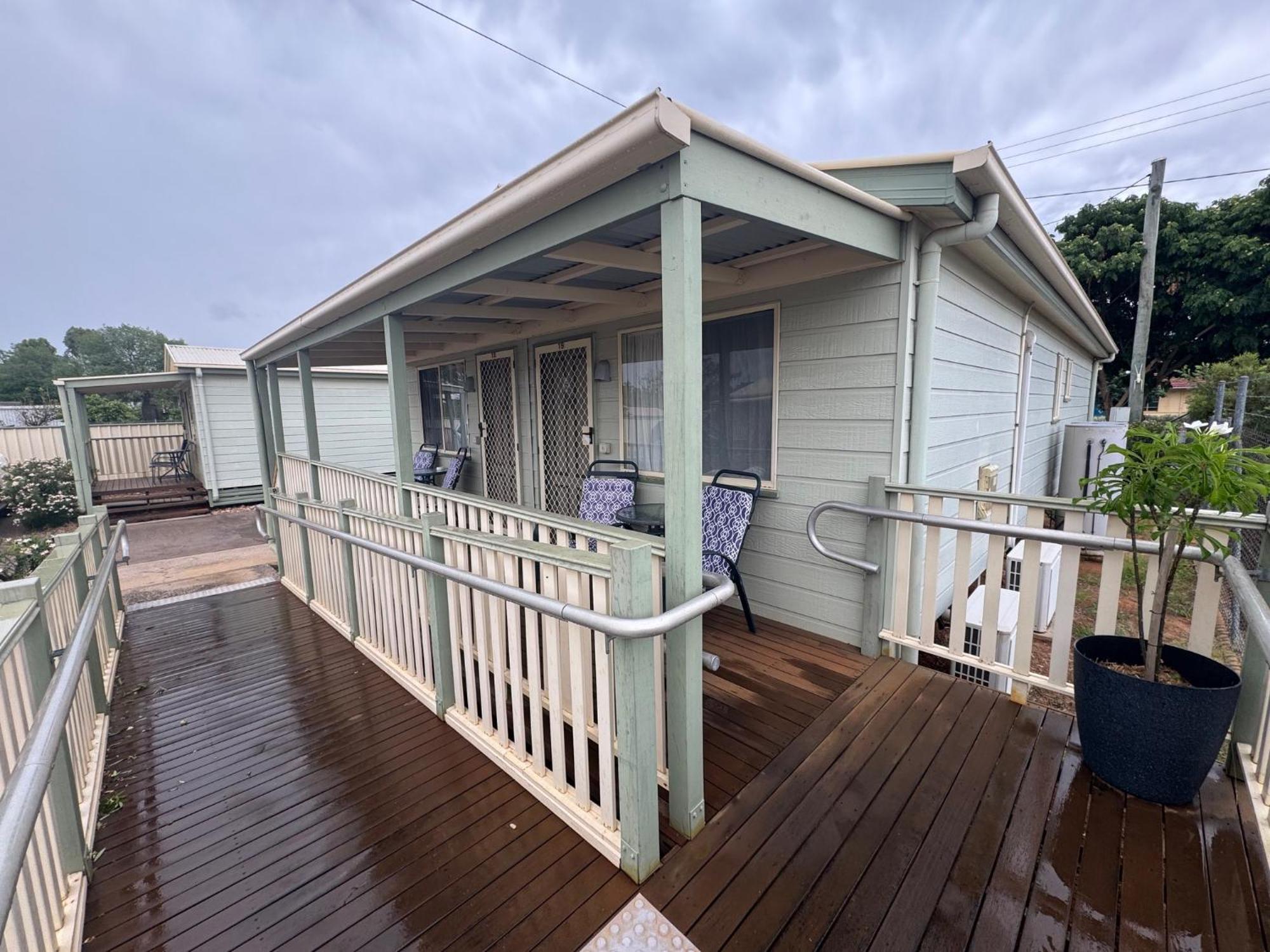 Warrego Motel Charleville Buitenkant foto